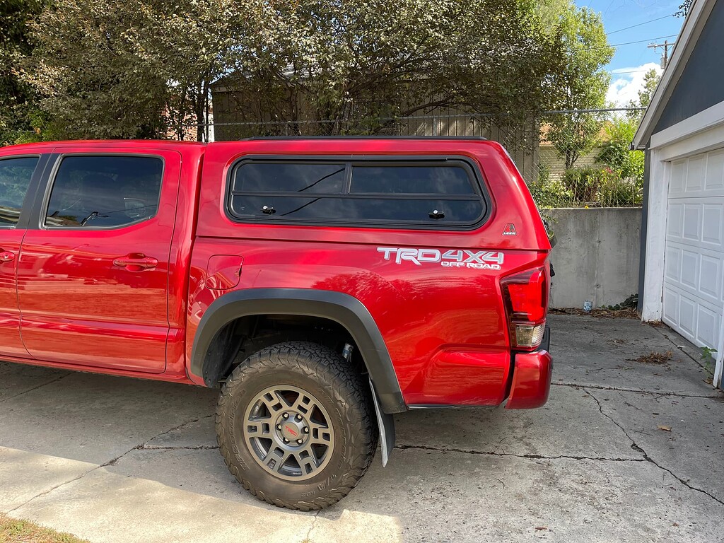 Sold Leer 100xr 3rd Gen Tacoma 5 Bed Red Slc Ut Marketplace Go Fast Forum 0293