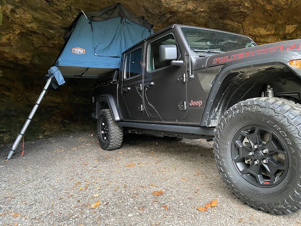 Jeep gladiator rubicon discount roof top tent