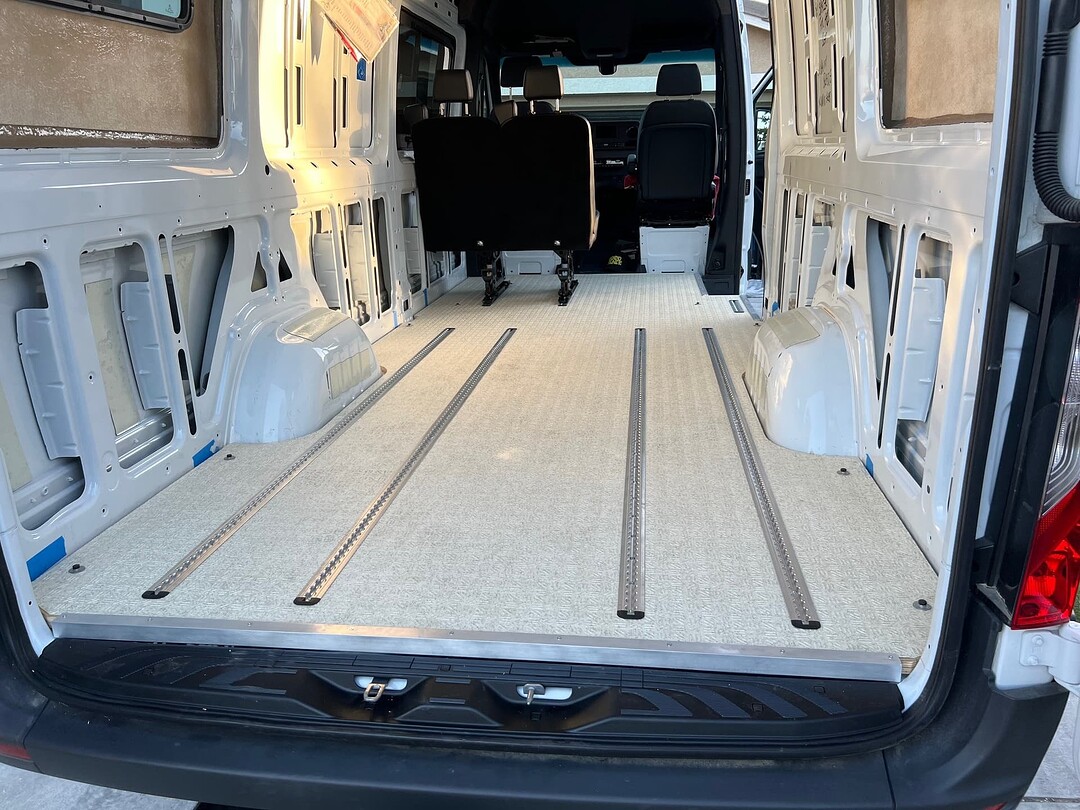 Sprinter Van Floor 7