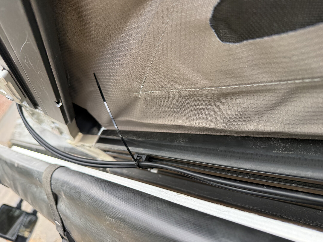 FE374643-917A-44C7-9204-ADC300A58C30