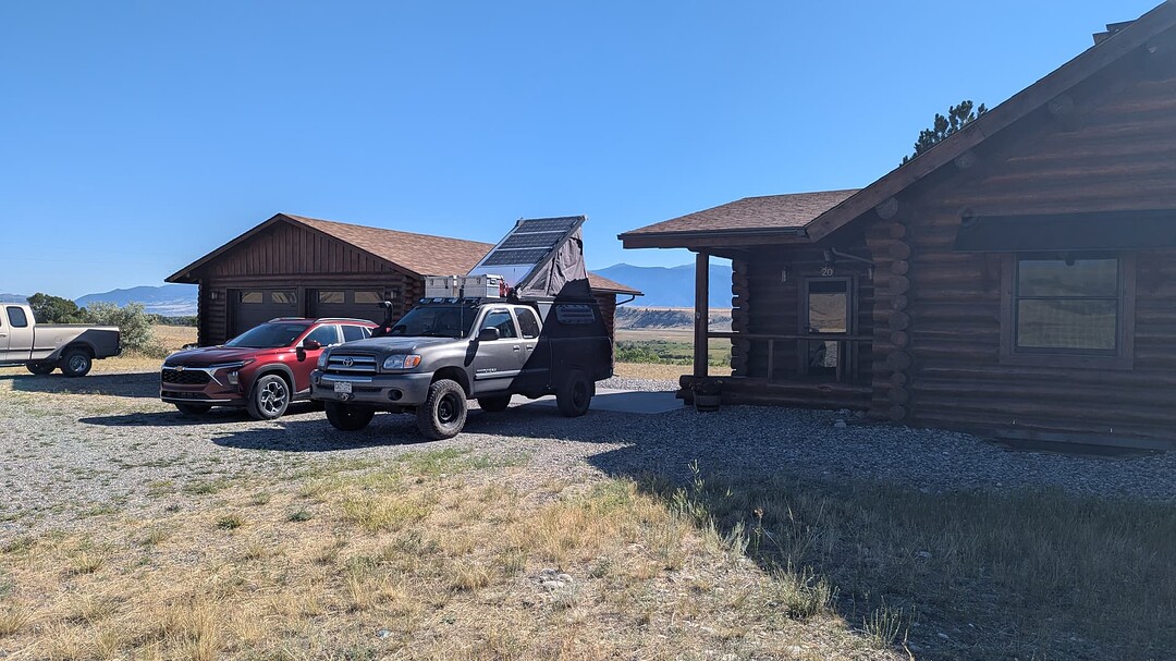 PXL_20250812_160931194.RAW-01.COVER