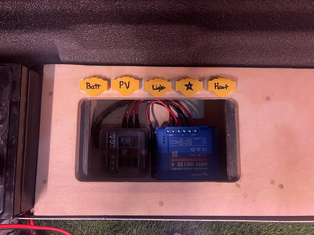 9AA6A760-0654-49BB-B8B5-D17C9C2320C4_1_201_a