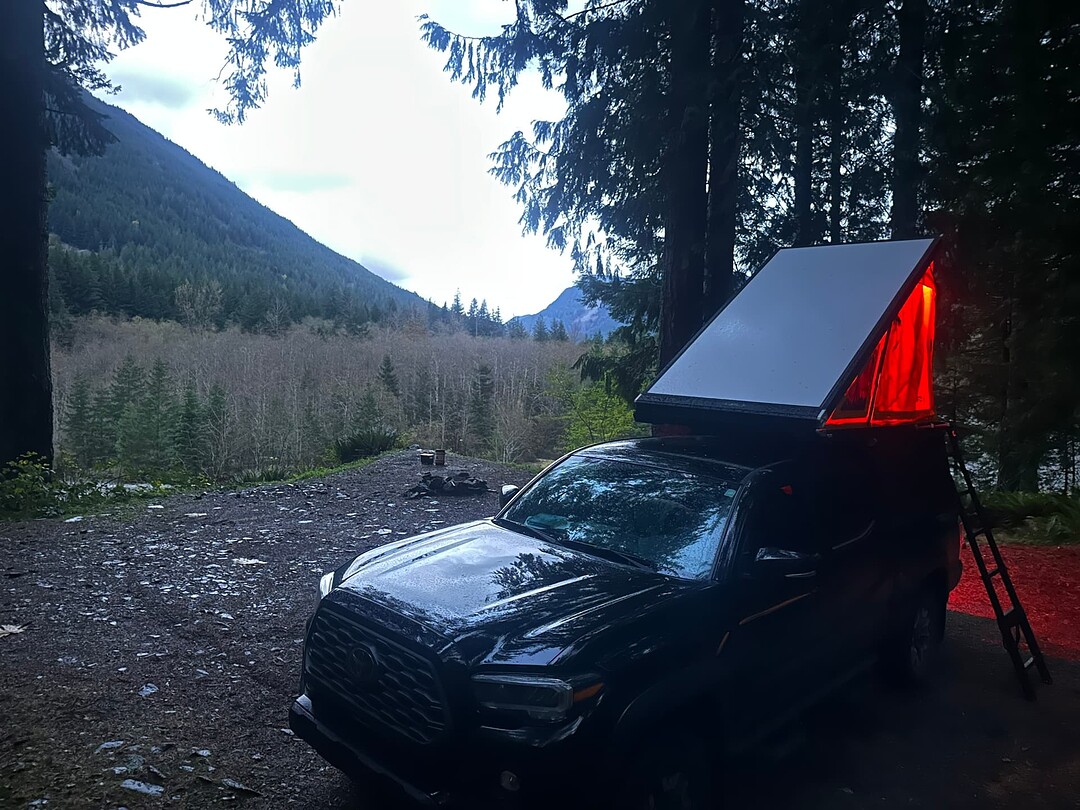 A6886BAF-4377-4D8E-8FDB-DF5A2496A2A8_1_102_o