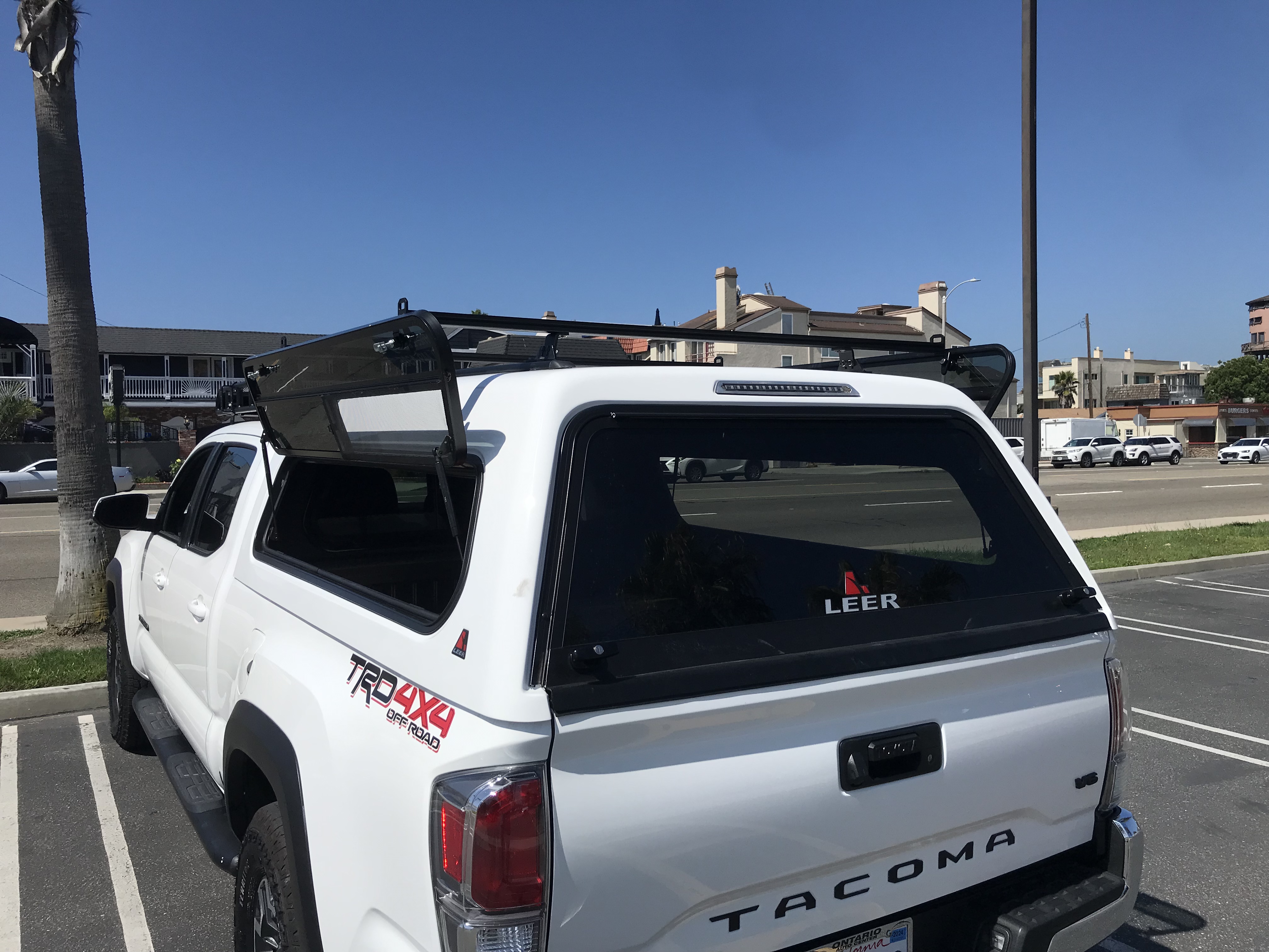 Leer 180 roof rack on sale